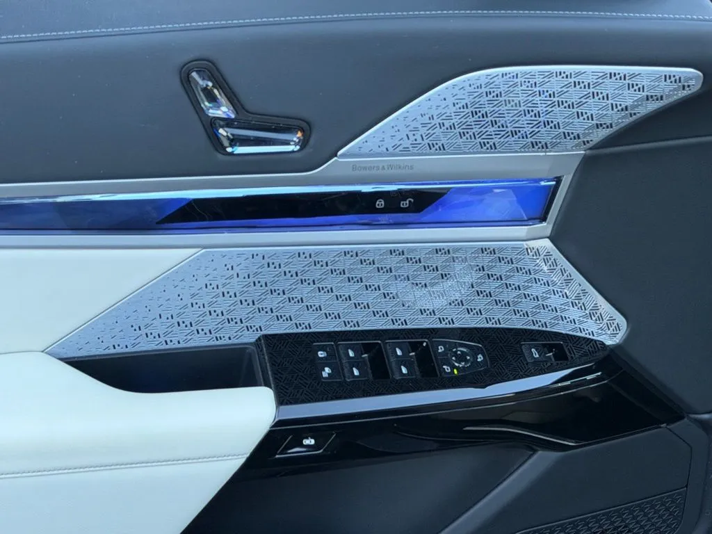 2023 BMW 7 Series 760i - Photo 29