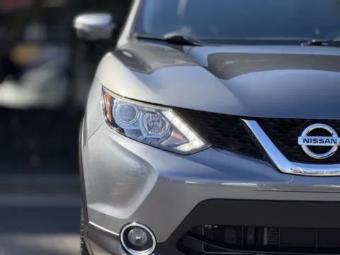 More photos of 2018 Nissan Rogue Sport SL at Gravity Autos Sandy Springs, GA