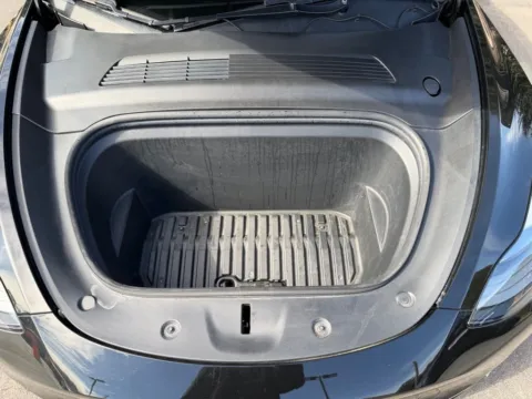 More photos of 2021 Tesla Model Y Long Range at Gravity Autos Sandy Springs, GA