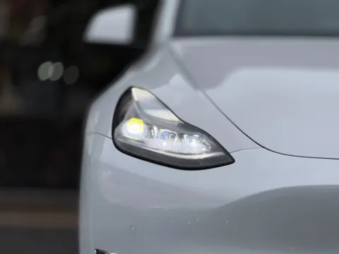 More photos of 2022 Tesla Model Y Performance at Gravity Autos Sandy Springs, GA