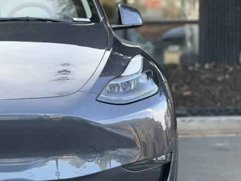 More photos of 2022 Tesla Model Y Performance at Gravity Autos Sandy Springs, GA