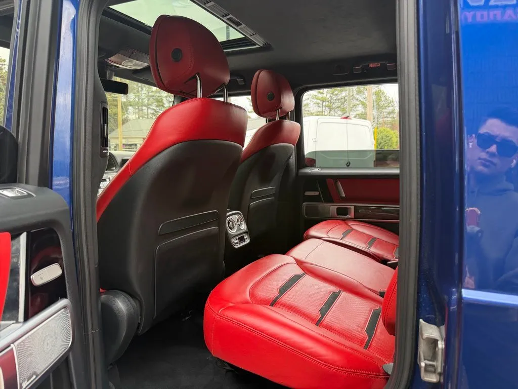 Mercedes-Benz G-Class photo 30