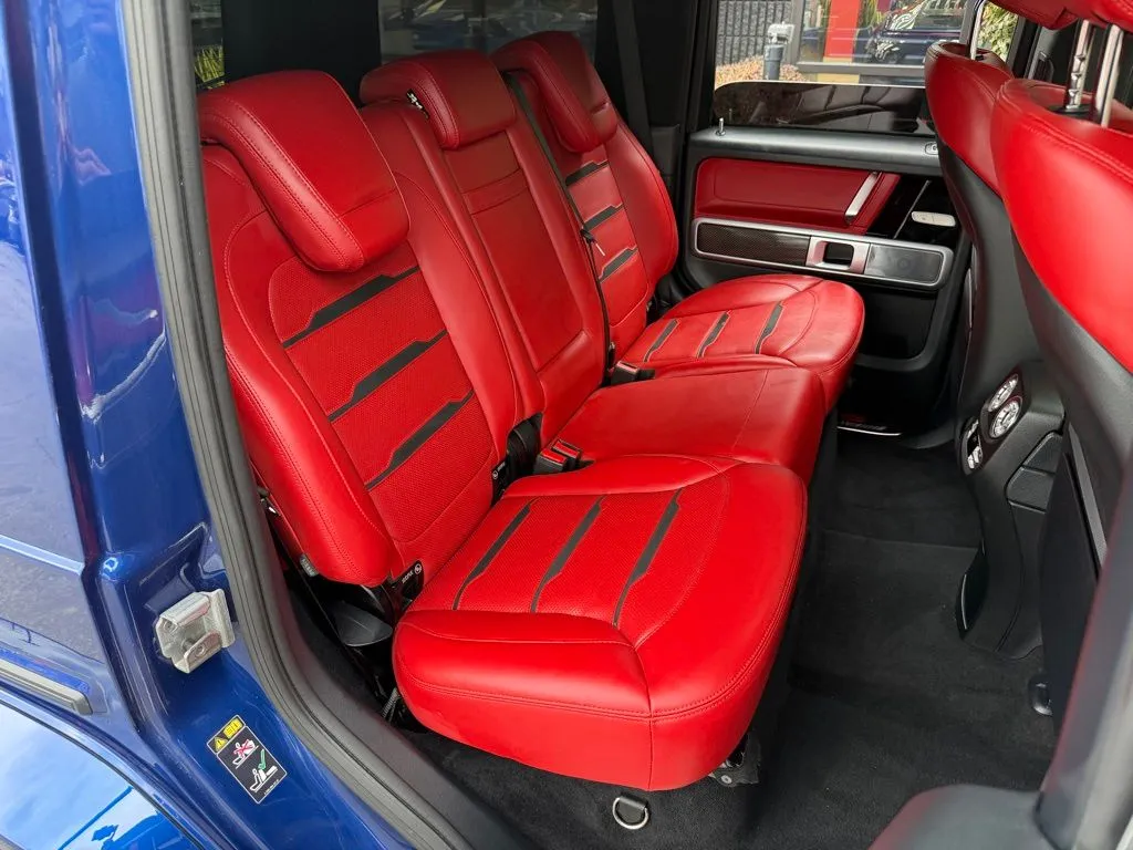 Mercedes-Benz G-Class photo 38