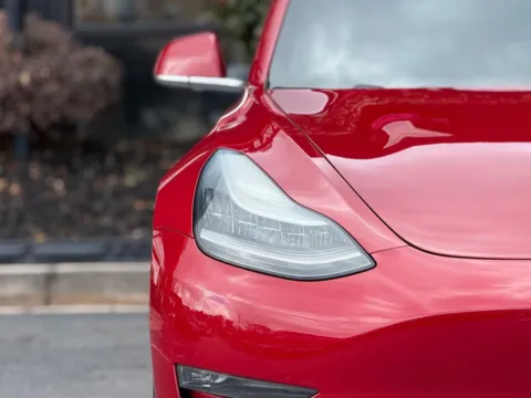 More photos of 2018 Tesla Model 3 at Gravity Autos Sandy Springs, GA