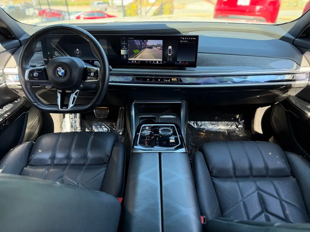 BMW 7 Series photo 43