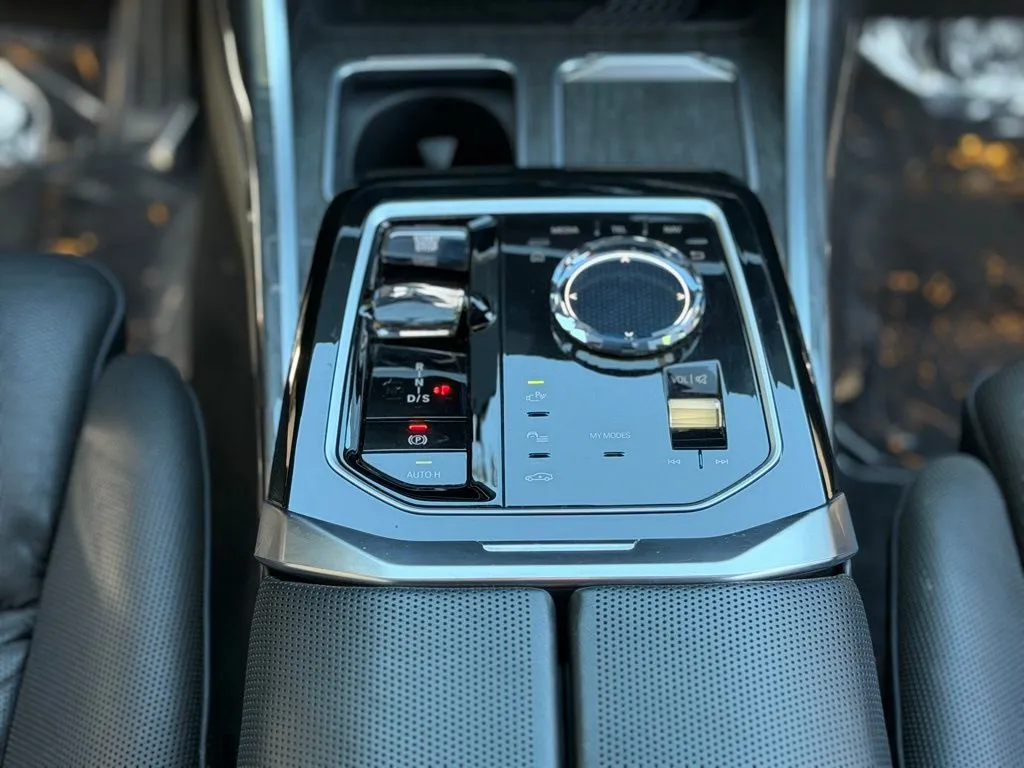 BMW 7 Series photo 51