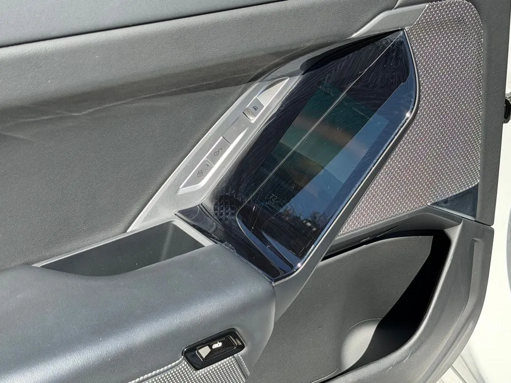 BMW 7 Series photo 33