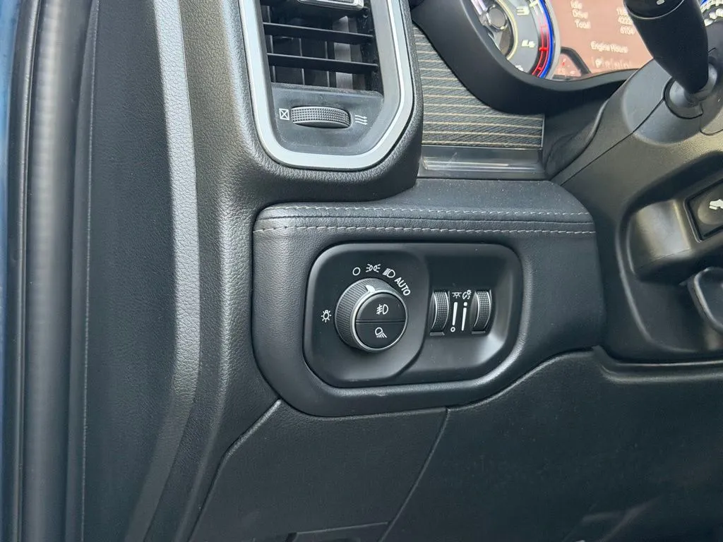 2022 RAM Ram 2500 Pickup Laramie Limited - Photo 24