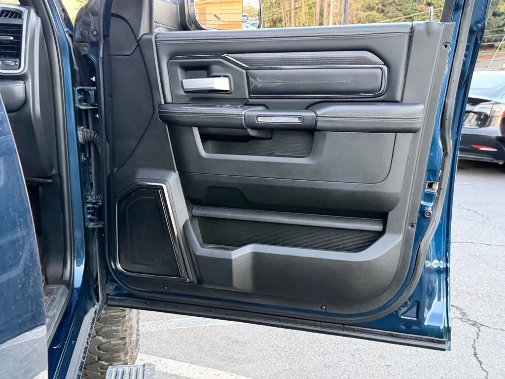 2022 RAM Ram 2500 Pickup Laramie Limited - Photo 32