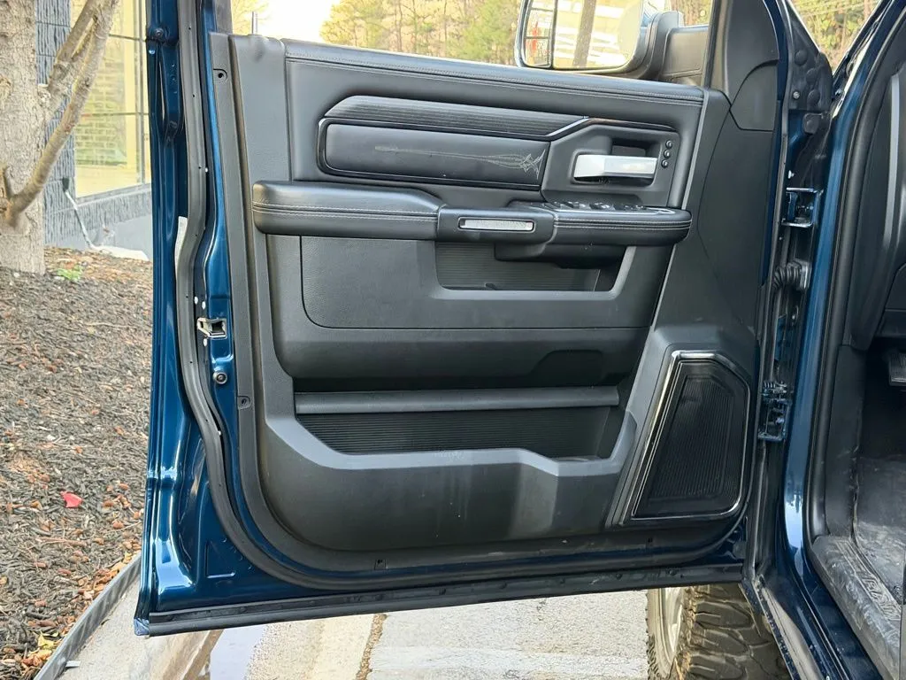 2022 RAM Ram 2500 Pickup Laramie Limited - Photo 25