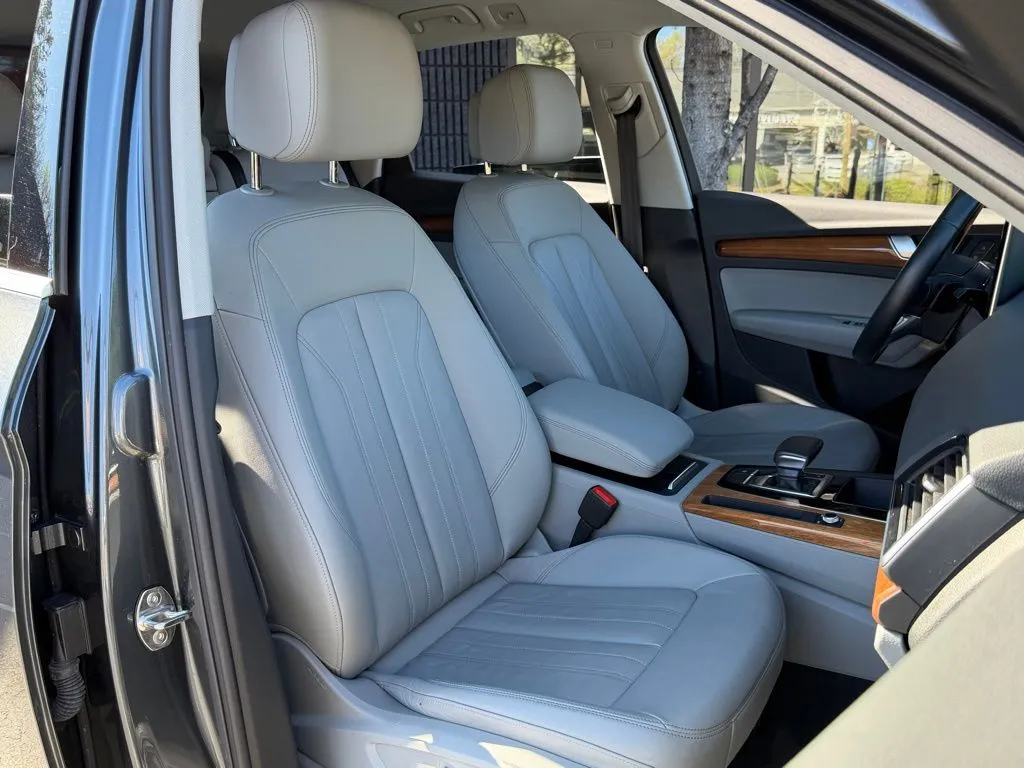 2022 Audi Q5 Premium - Photo 35