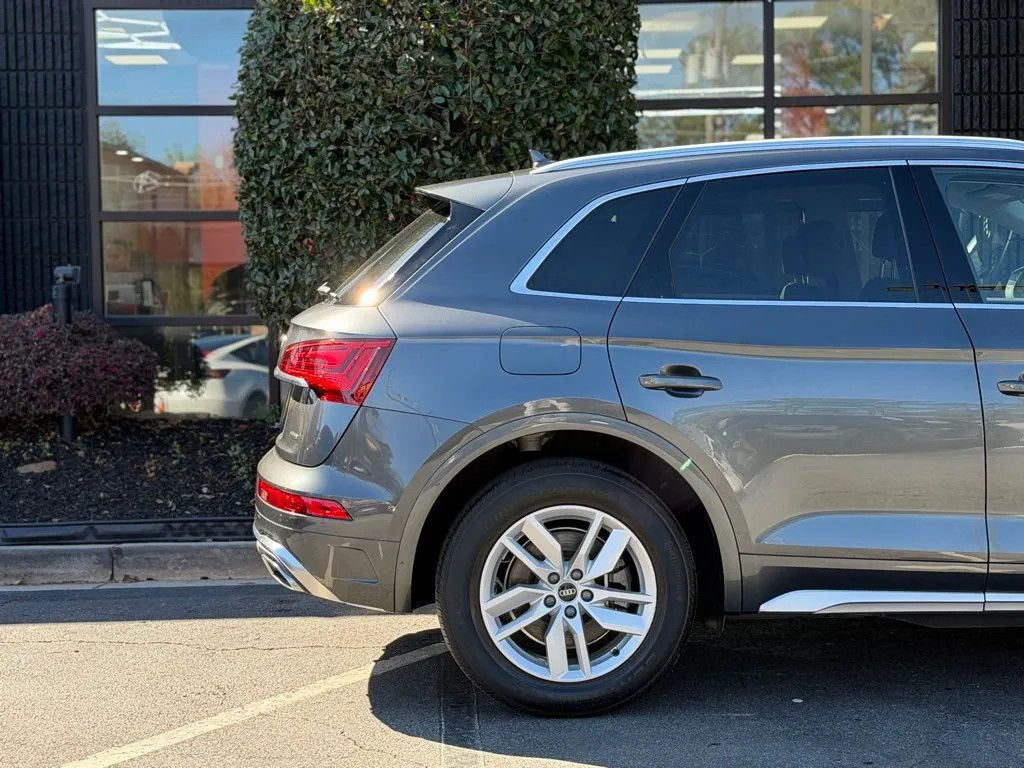 2022 Audi Q5 Premium - Photo 22