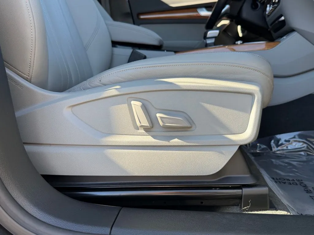 2022 Audi Q5 Premium - Photo 36