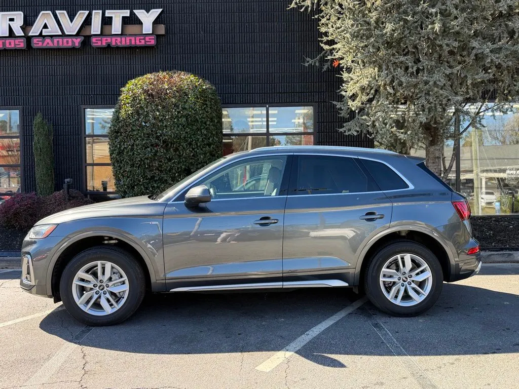 2022 Audi Q5 Premium - Photo 9