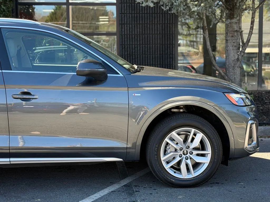2022 Audi Q5 Premium - Photo 23