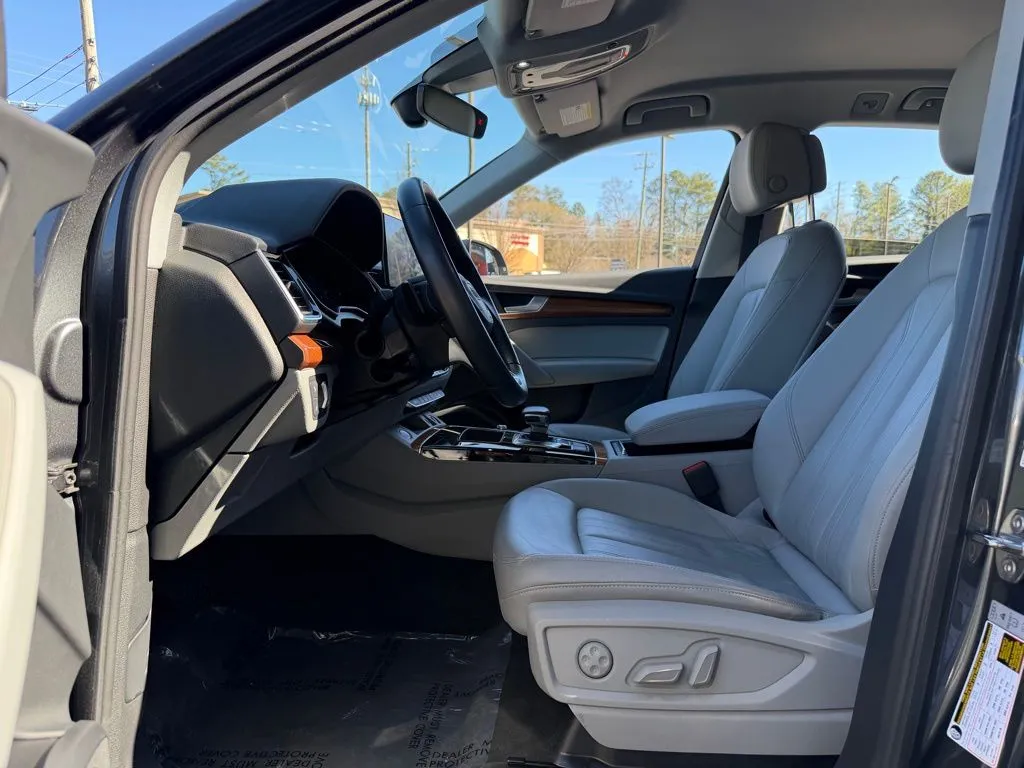 2022 Audi Q5 Premium - Photo 25