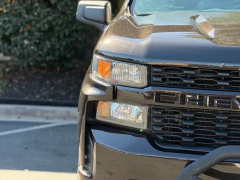 More photos of 2019 Chevrolet Silverado 1500 Custom at Gravity Autos Sandy Springs, GA