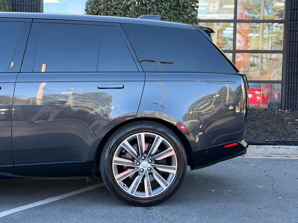 Land Rover Range Rover photo 11