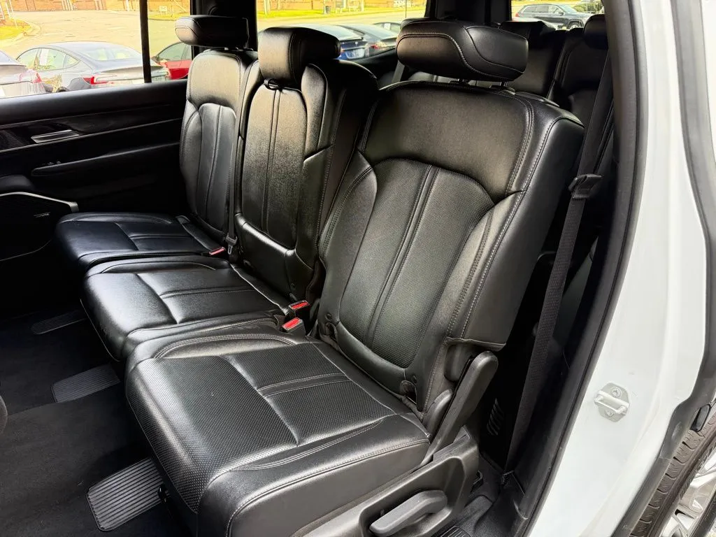 2024 Jeep Wagoneer Series I - Photo 32