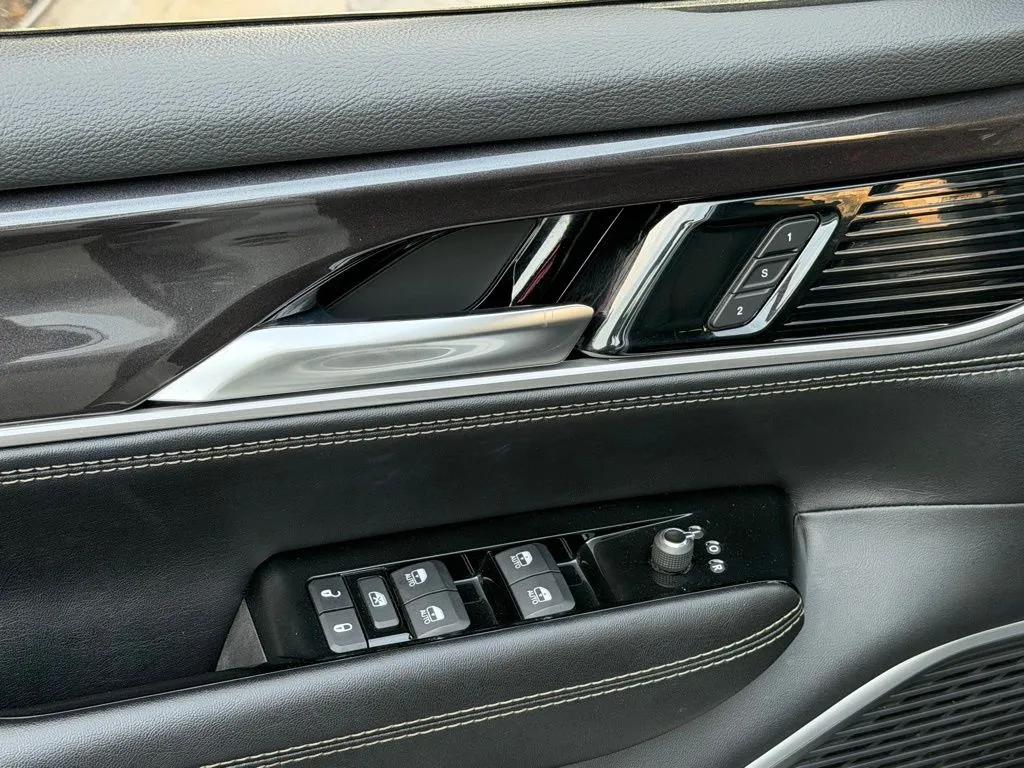 2024 Jeep Wagoneer Series I - Photo 30