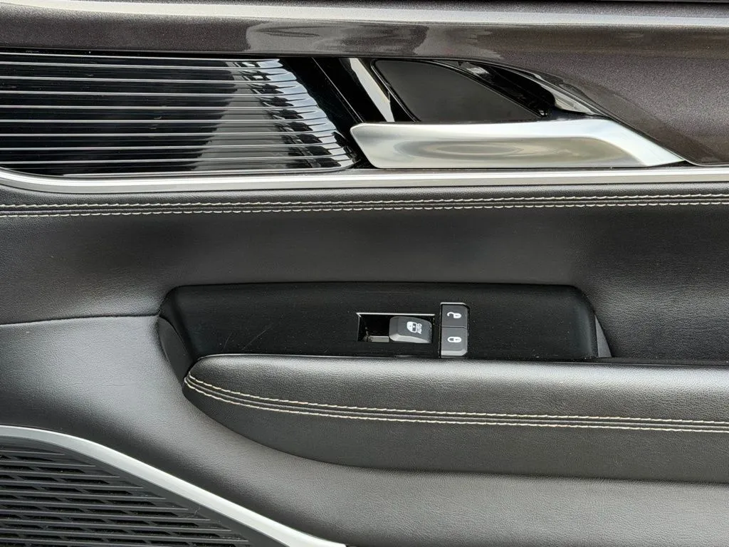 2024 Jeep Wagoneer Series I - Photo 40