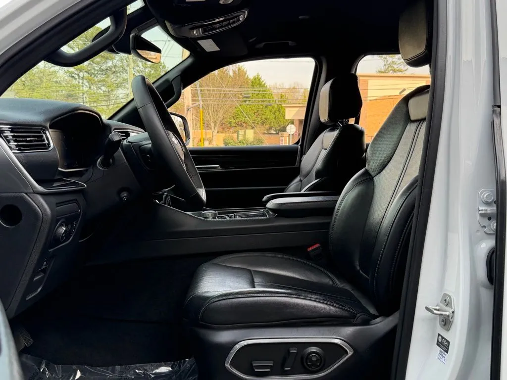 2024 Jeep Wagoneer Series I - Photo 25