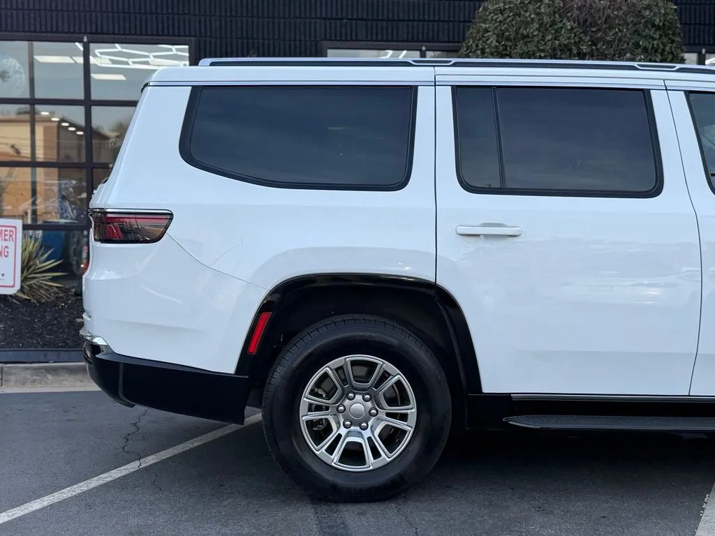 2024 Jeep Wagoneer Series I - Photo 22