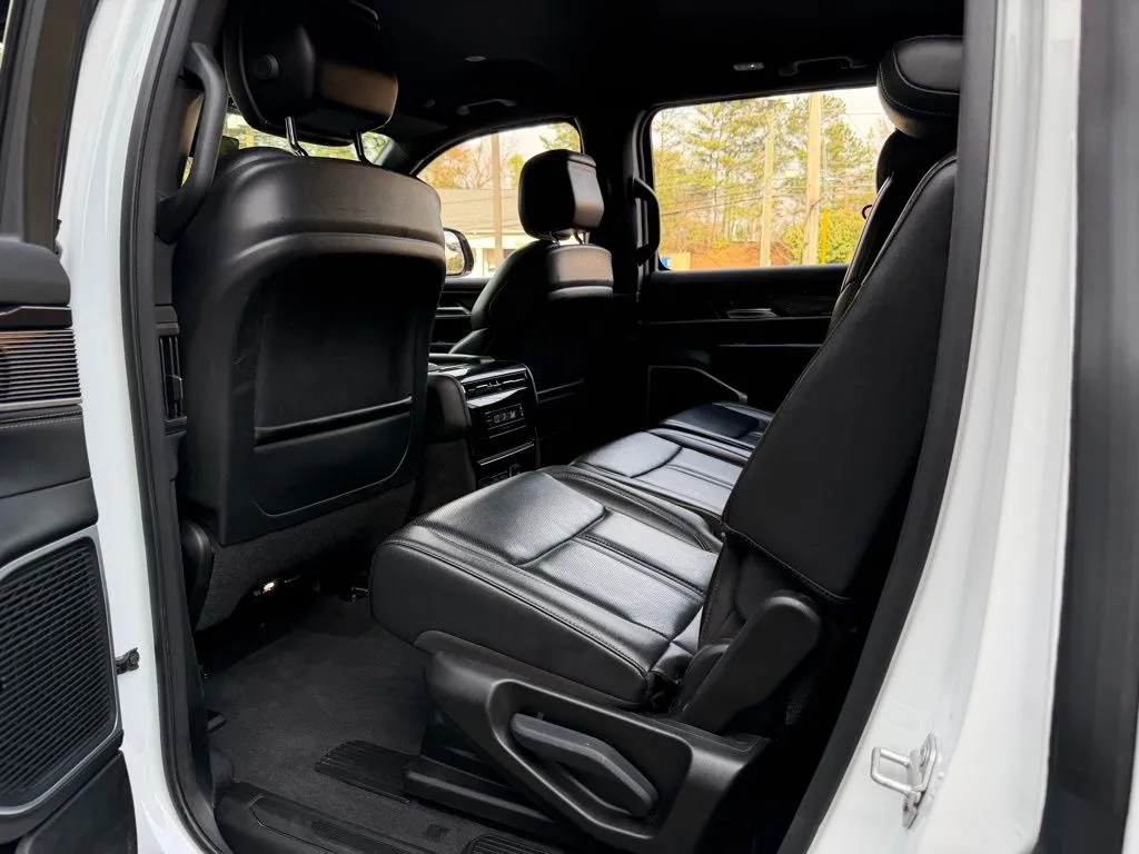2024 Jeep Wagoneer Series I - Photo 31