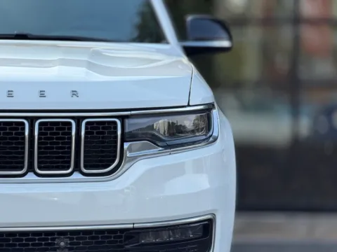 More photos of 2024 Jeep Wagoneer at Gravity Autos Sandy Springs, GA