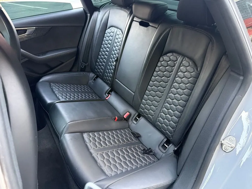 Audi RS 5 photo 33