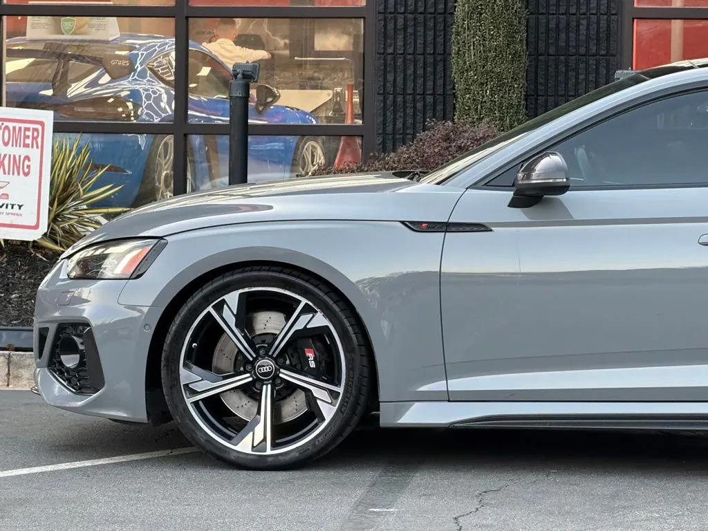 Audi RS 5 photo 10