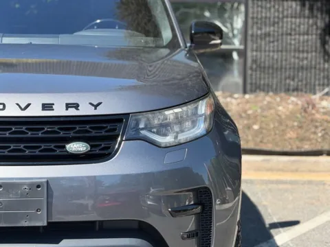 More photos of 2018 Land Rover Discovery HSE at Gravity Autos Sandy Springs, GA