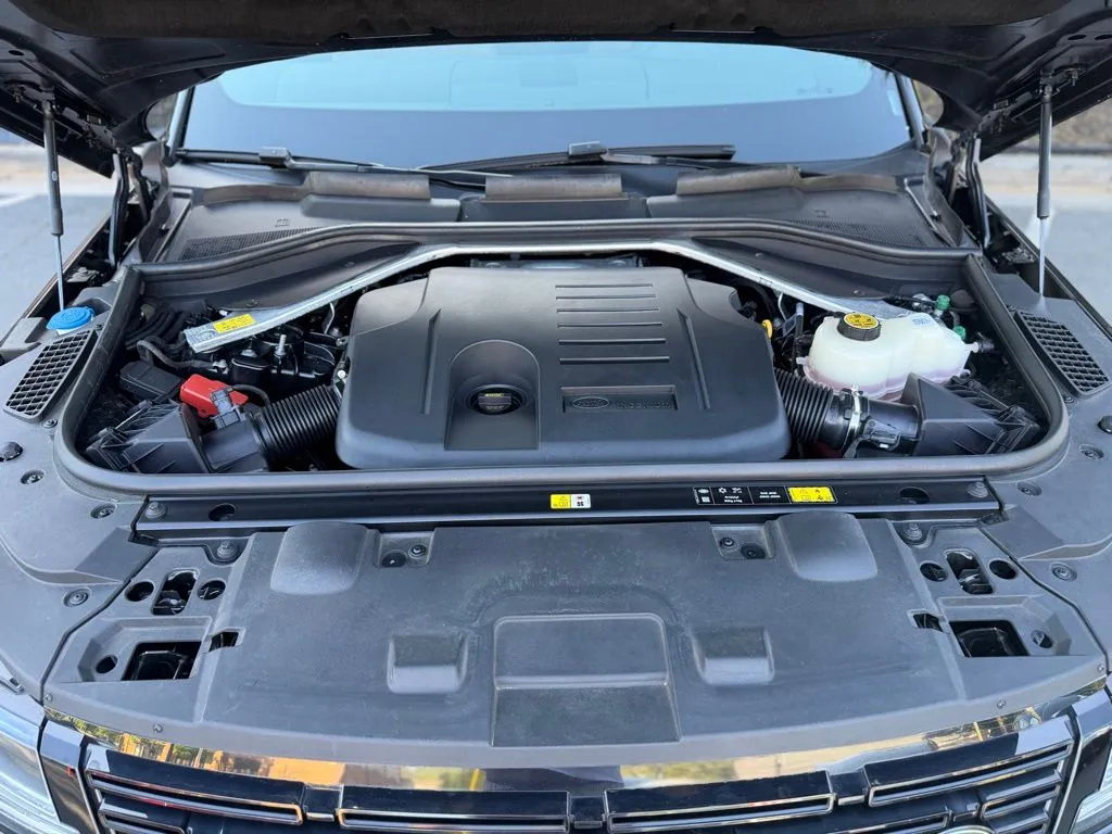 Land Rover Range Rover Sport photo 6