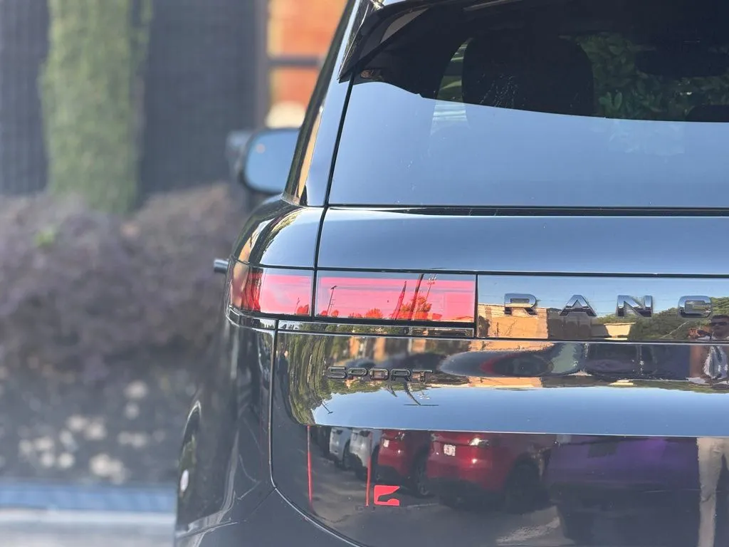 Land Rover Range Rover Sport photo 15