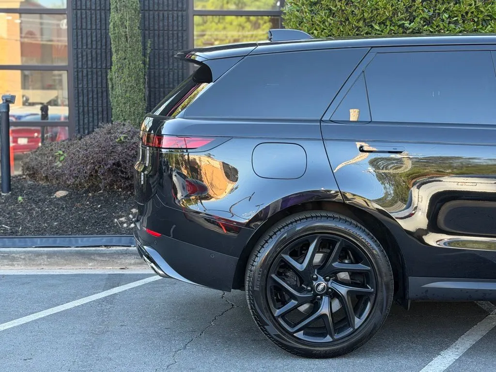 Land Rover Range Rover Sport photo 22