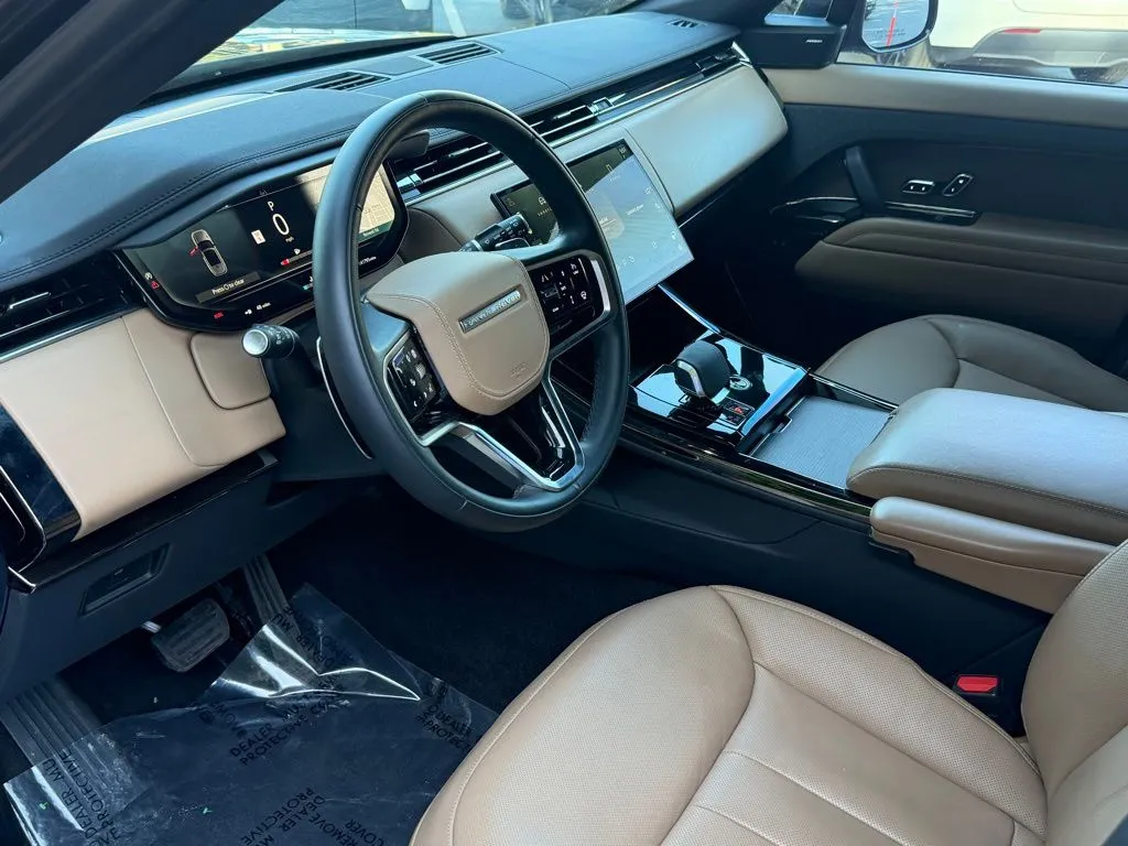 Land Rover Range Rover Sport photo 24
