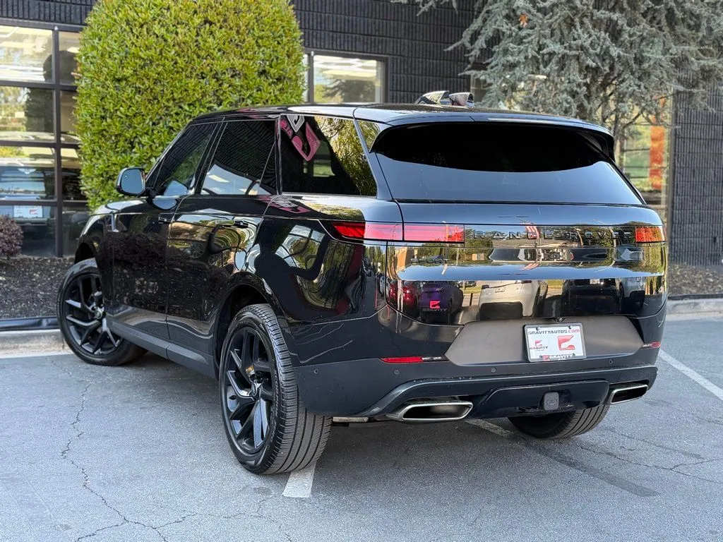 Land Rover Range Rover Sport photo 19