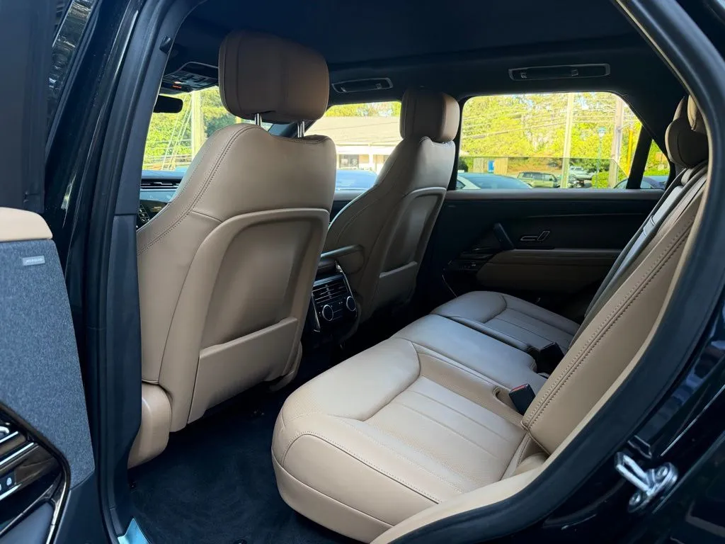 Land Rover Range Rover Sport photo 29