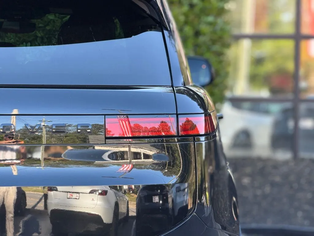 Land Rover Range Rover Sport photo 16