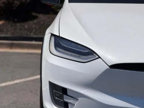 More photos of 2018 Tesla Model X 100D at Gravity Autos Sandy Springs, GA