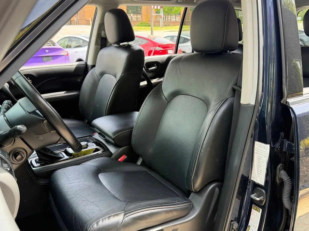 Infiniti QX80 photo 26