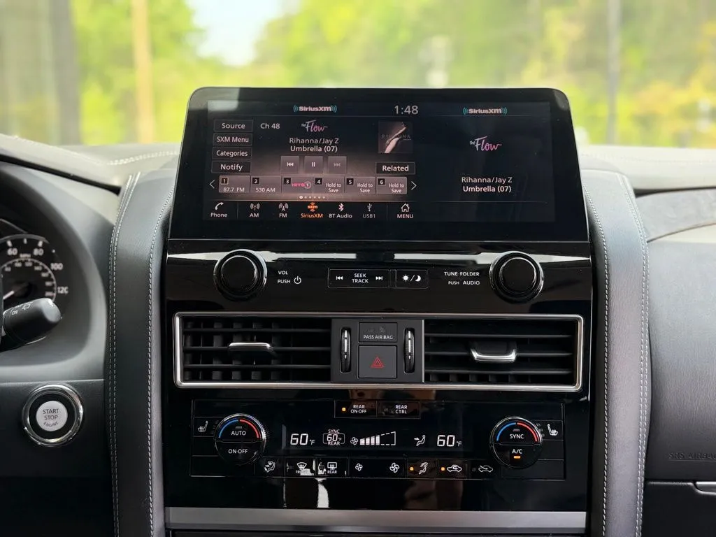 Infiniti QX80 photo 50