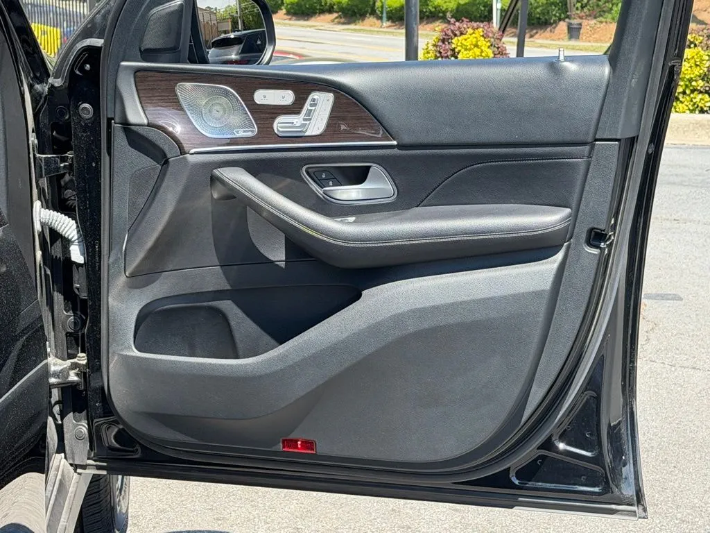 Mercedes-Benz GLE photo 37