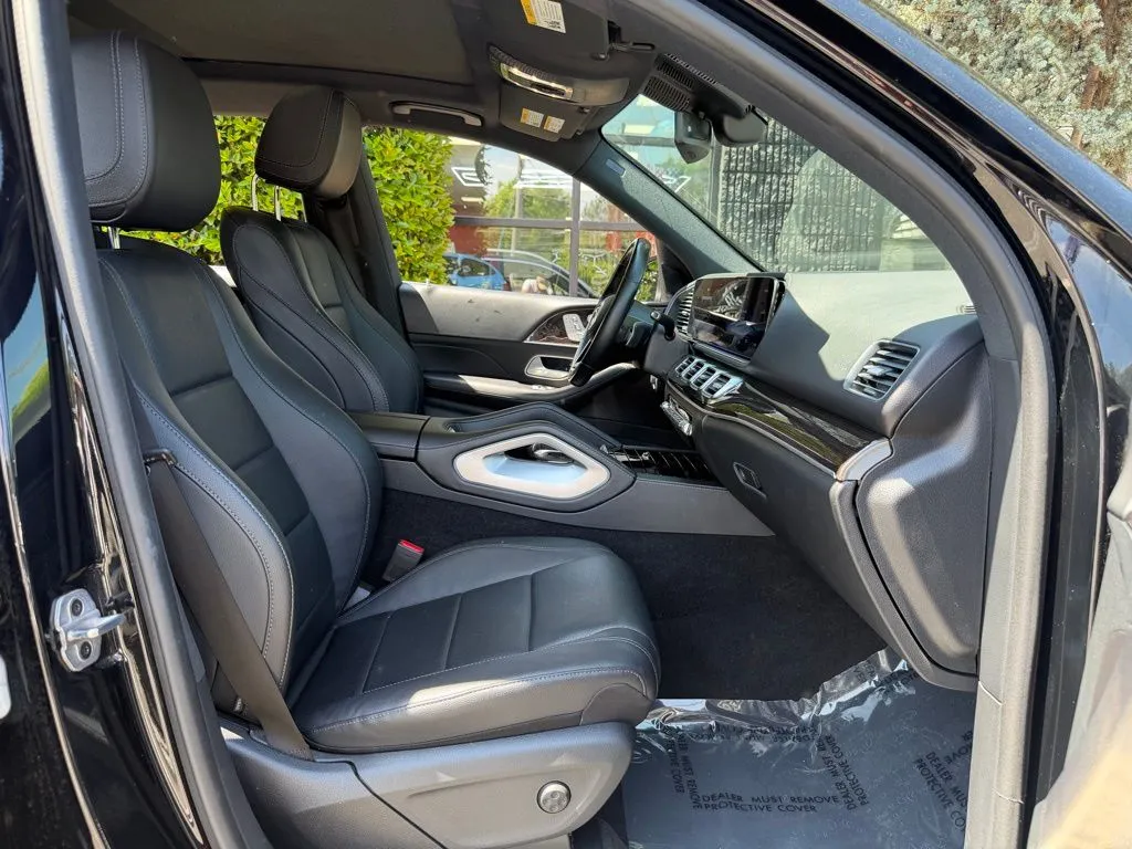 Mercedes-Benz GLE photo 34