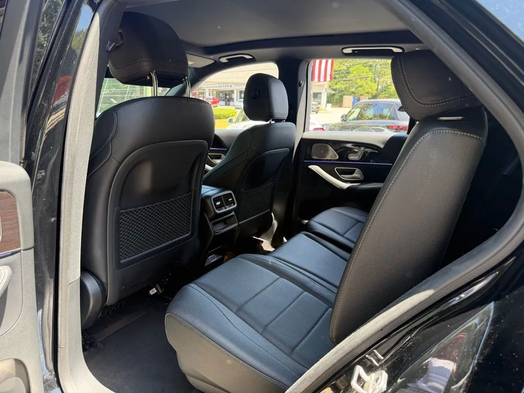 Mercedes-Benz GLE photo 31
