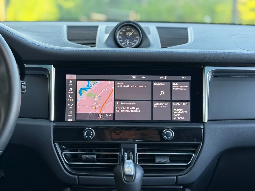 Porsche Macan photo 48
