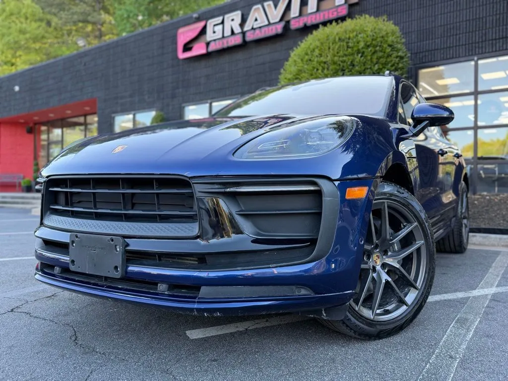 Porsche Macan photo 2