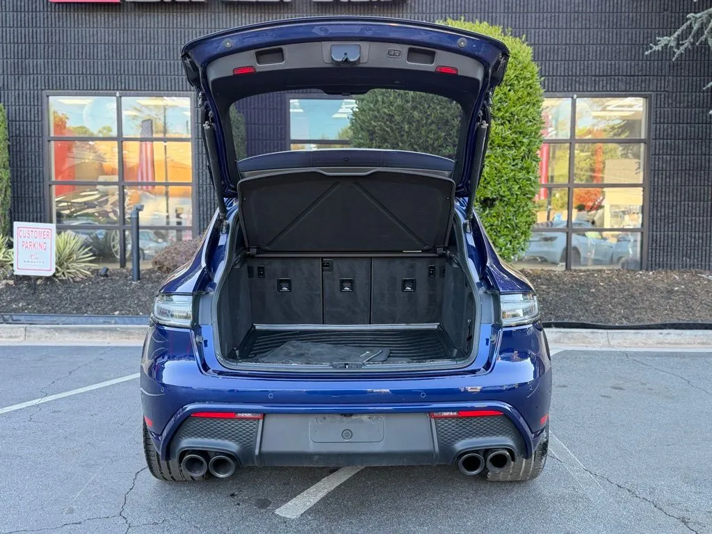 Porsche Macan photo 17