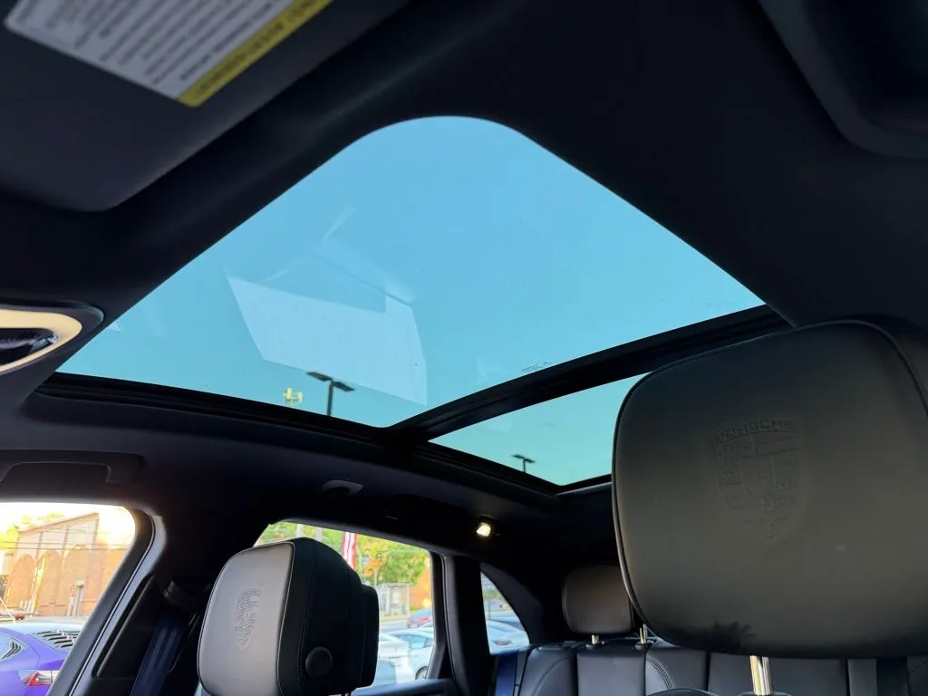 Porsche Macan photo 53