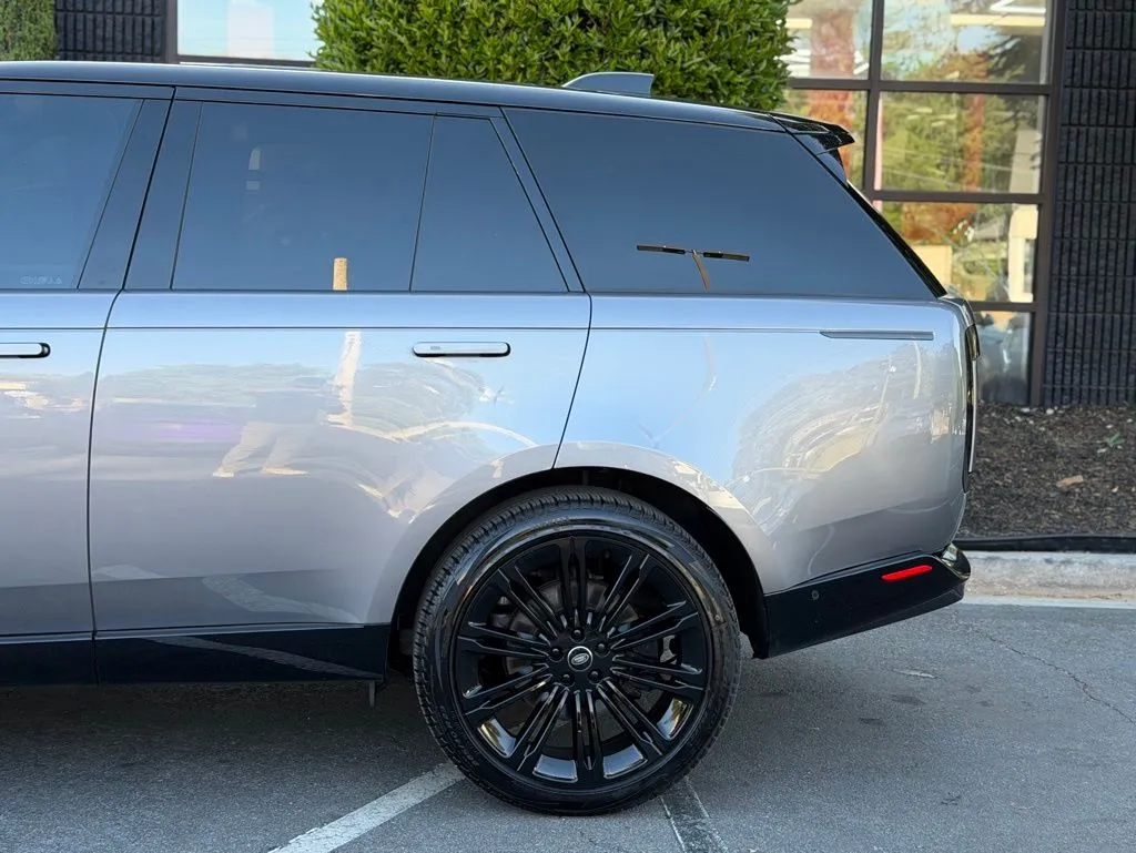 Land Rover Range Rover photo 11